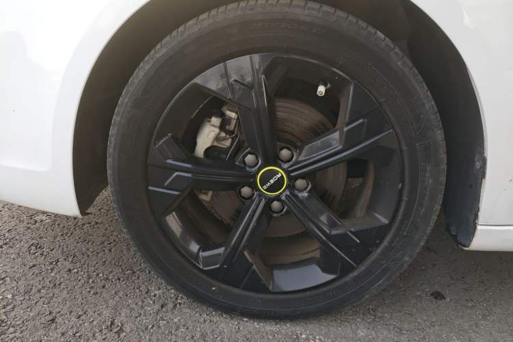 Used Roewe i6 MAX 2020 300TGI Automatic Sporty Cool Edition