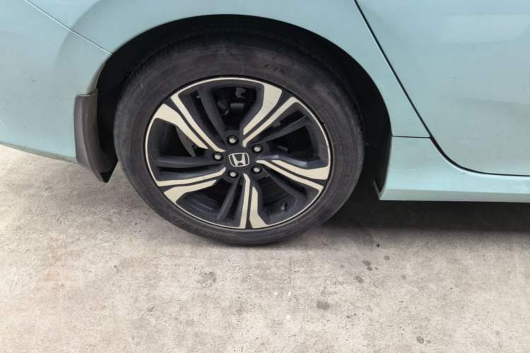 Used Honda Civic 2016 220TURBO CVT Prestige Edition
