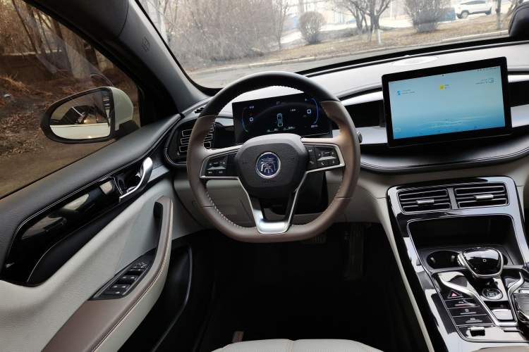 Used BYD Qin PLUS 2024 HONOR Edition DM-i 55KM Leading Model