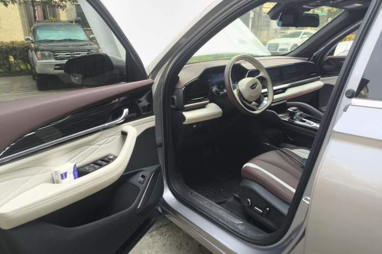 Used Geely Auto Monjaro L 2021 2.0TD DCT EVO Two-Wheel Drive Prestige Version
