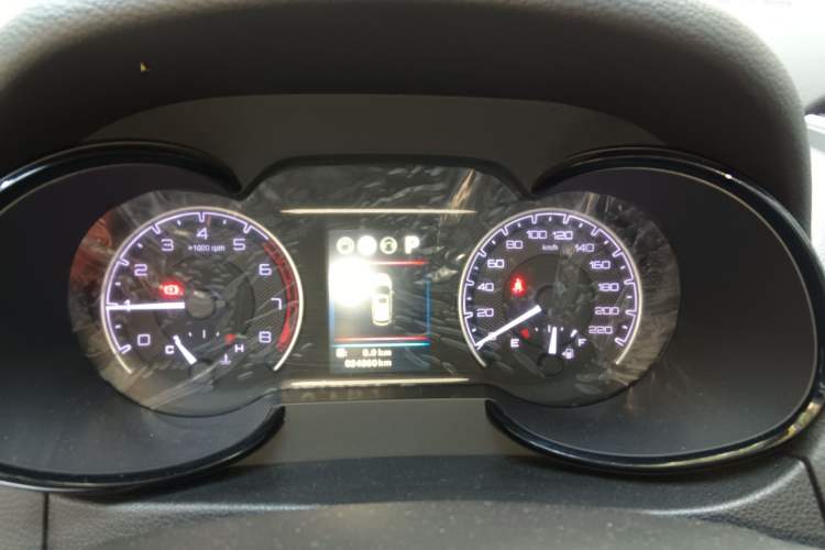 Used Dongfeng Aeolus AX7 2016 2.0L Automatic Zhiyi Trim
