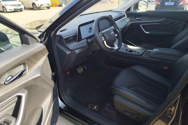 Used Venucia V DD-i 2023 110 km iE Version
