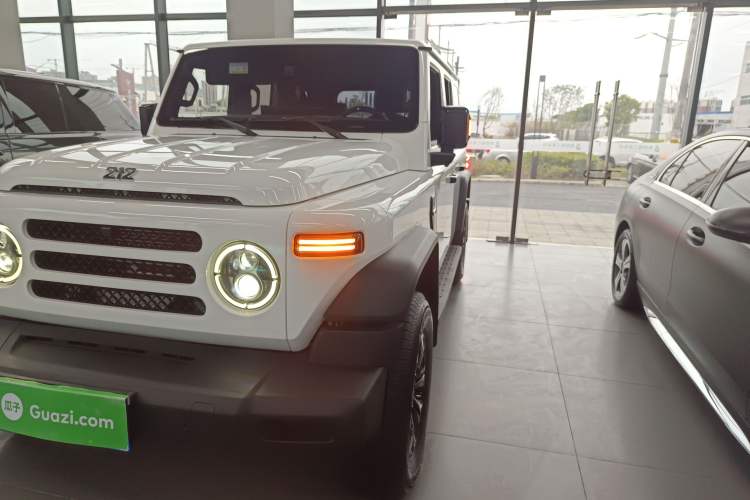 Used 212 T01 2024 2.0T Mechanic
