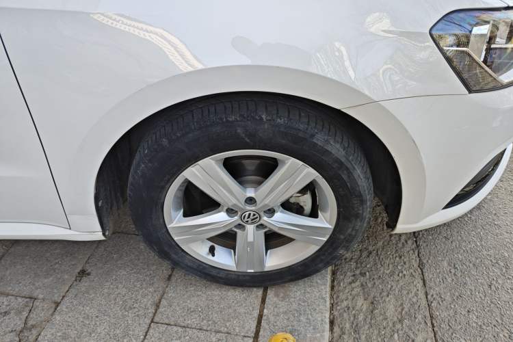 Used Volkswagen Lavida 2017 1.6L Automatic Fashion Edition