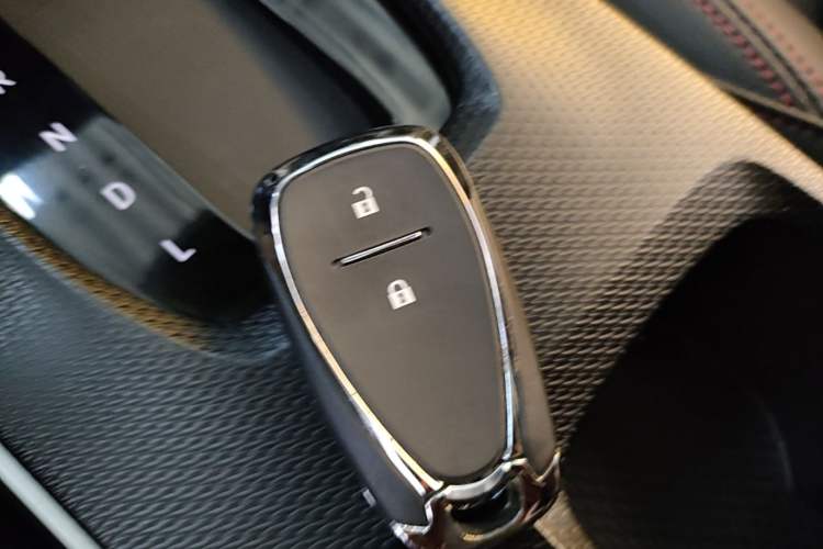 Used Chevrolet Trax 2022 Encore RS 1.5T CVT CoolMAX Vehicle Key