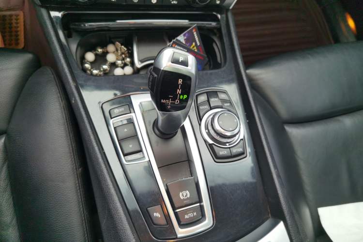 Used BMW 5 Series GT 2010 535i Leading Model Gear Lever
