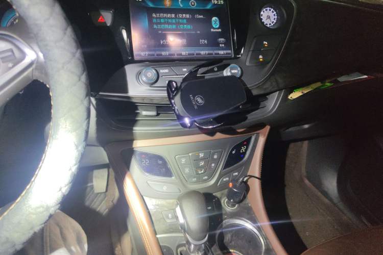 Used Buick Envision 2016 28T Four-Wheel Drive Elite Version