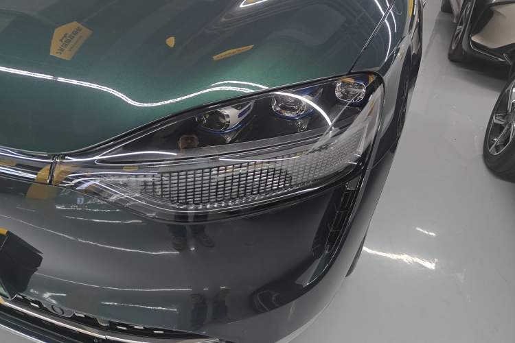 Used Hima AITO M9 2024 Range-Extended Ultra Version 52 kWh 5-Seater Model Left Front Headlight