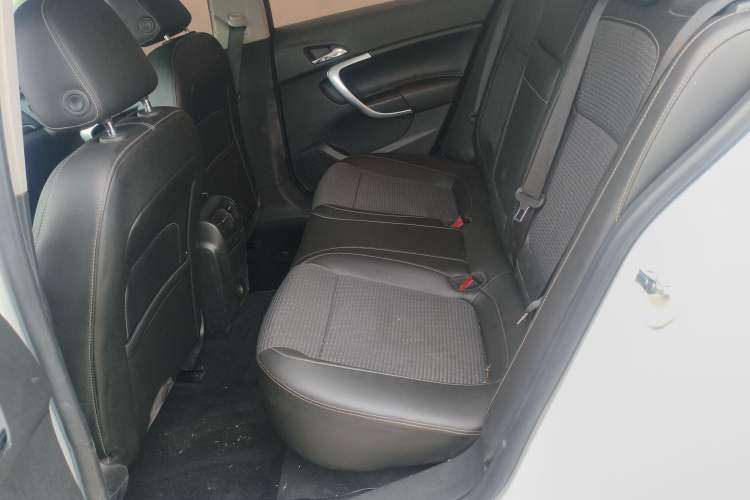 Used Buick Regal 2015 1.6T Leading Technology Model Left Rear Seat