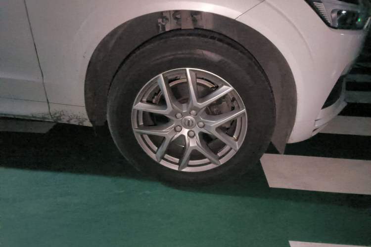 Used Volvo XC60 2018 T5 4x4 Zhiyi Edition