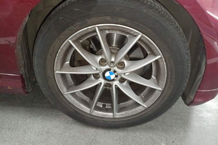 Used BMW 3 Series 2012 318i Leading Model
