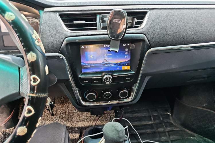 Used Jinbei Hiace X30 2021 1.5L Comfort Model Air-Conditioner-Free Version National VI Standard SWC15M Bus