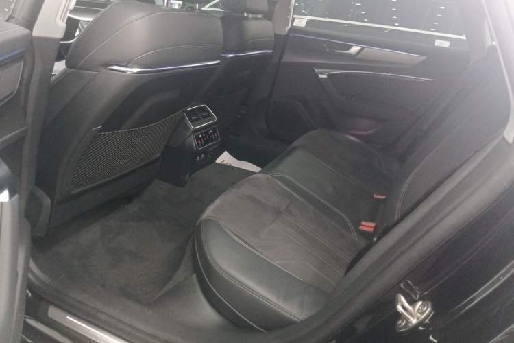 Used Audi A7L 2024 45TFSI S-line Dream-Building Edition Flow Crystal Package