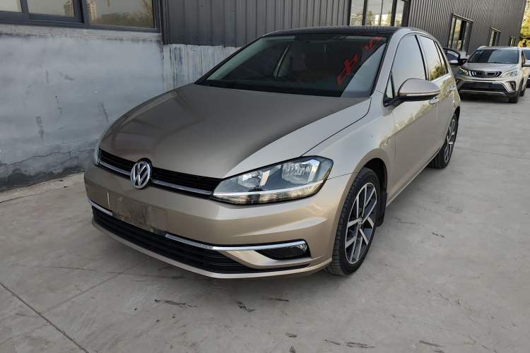 Used Volkswagen Golf 2020 Zhiai Edition 200TSI DSG Comfortable & Ambitious Version