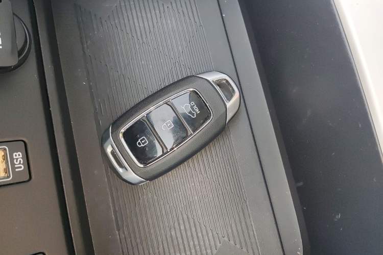 Used Hyundai ix35 2023 Musso 2.0L Prestige LUX Edition