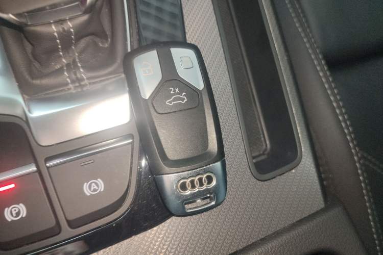 Used Audi Q5L 2022 Updated 40T Luxury Dynamic Edition
