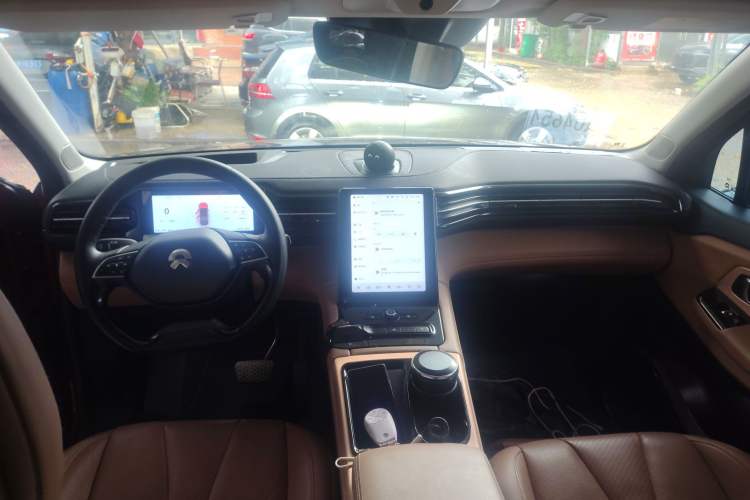 Used Nio ES8 2018 355 km Base Version 7-Seater Edition