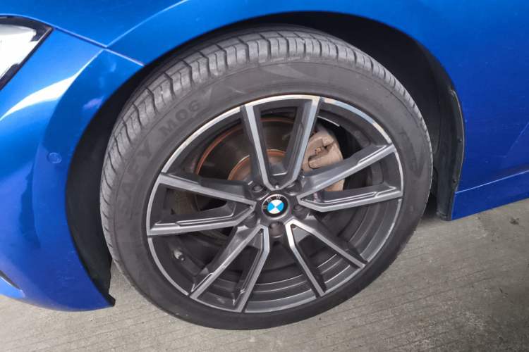 Used BMW 3 Series 2020 325Li M Sport Package Left Front Wheel Hub