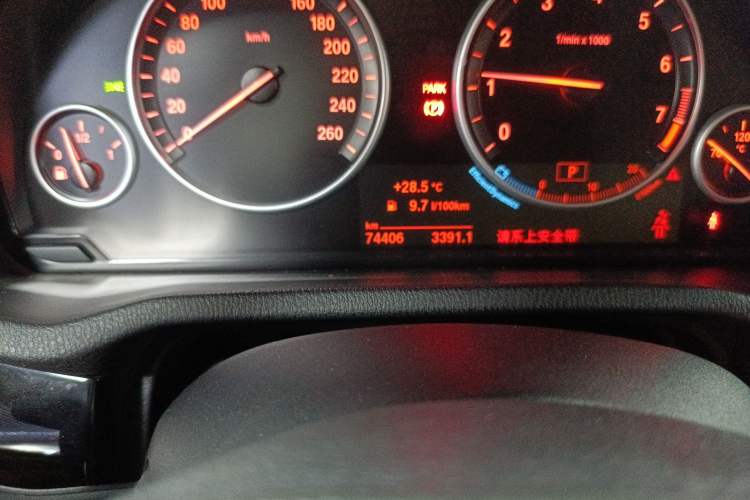 Used BMW X3 2014 xDrive20i X Design Package Odometer Close Up