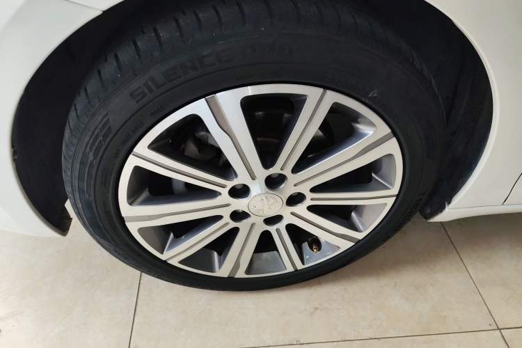 Used Peugeot 408 2015 1.2T Automatic Luxury Edition