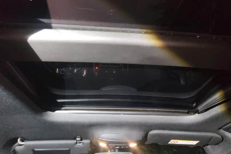 Used Lincoln MKC 2017 2.0T Two-Wheel Drive Deluxe Edition Headliner