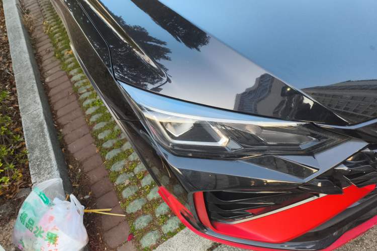 Used Dongfeng Aeolus Yixuan MAX 2021 1.5T Dark Night Sharp Edition
