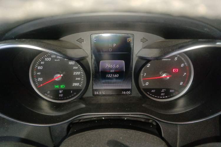 Used Mercedes-Benz C-Class 2017 Restyled C 200 Sport Edition Instrument Cluster