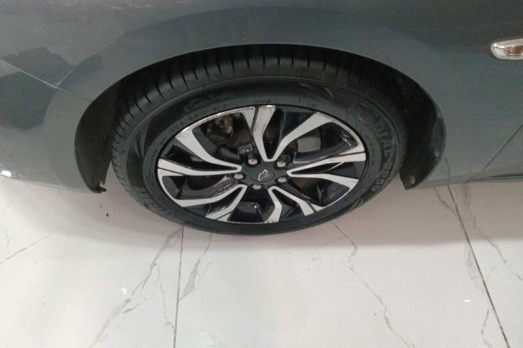 Used Chevrolet Monza 2019 RS 330T Automatic Comfort Edition China VI Standard Left Front Wheel Hub