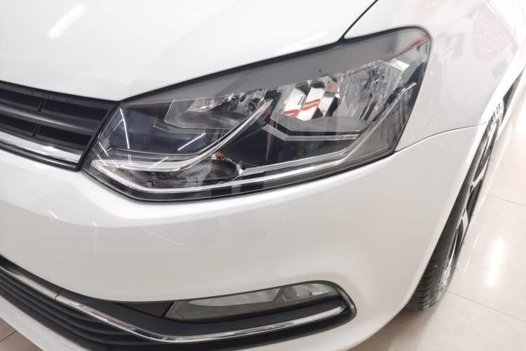 Used Volkswagen Polo 2018 1.5L Automatic Enjoyment Model Left Front Headlight