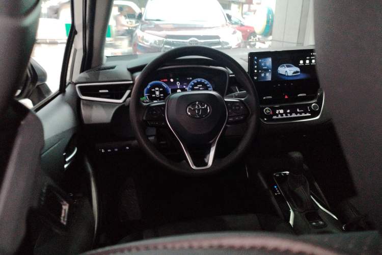 Used Toyota Levin 2024 Smart Electric Hybrid Dual-Engine 1.8L Luxury Edition
