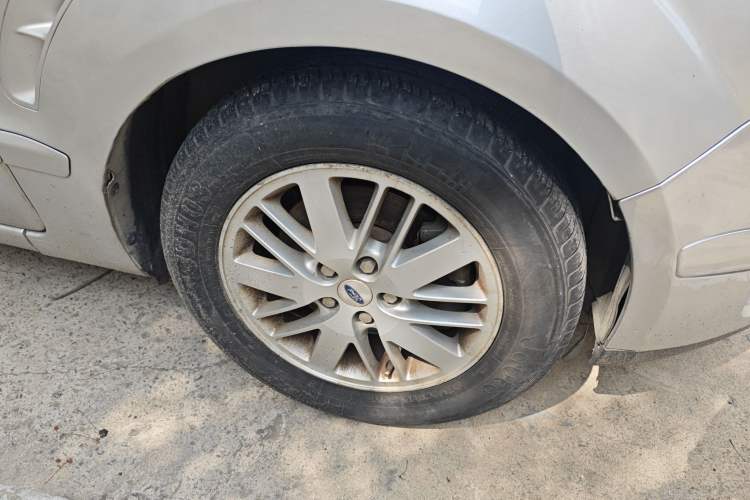 Used Ford S-MAX 2008 2.3L 7-Seater Luxury Version
