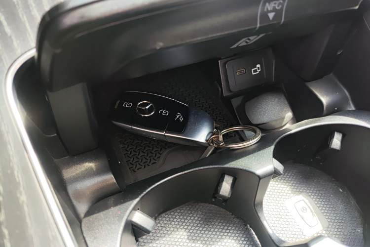 Used Mercedes-Benz E-Class 2021 E 300 L Sporty and Stylish Model