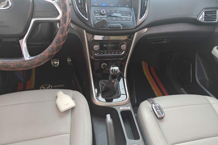 Used HYOSOW S5 2017 1.3T Manual Prestige Edition
