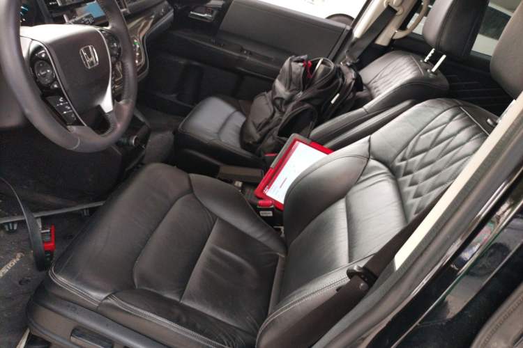 Used Honda Elysion 2019 2.0L Hybrid Luxury Edition