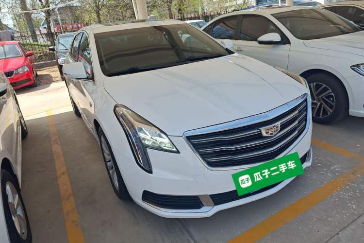 Used Cadillac XTS 2018 28T Tech Edition Front Right 45 Deg