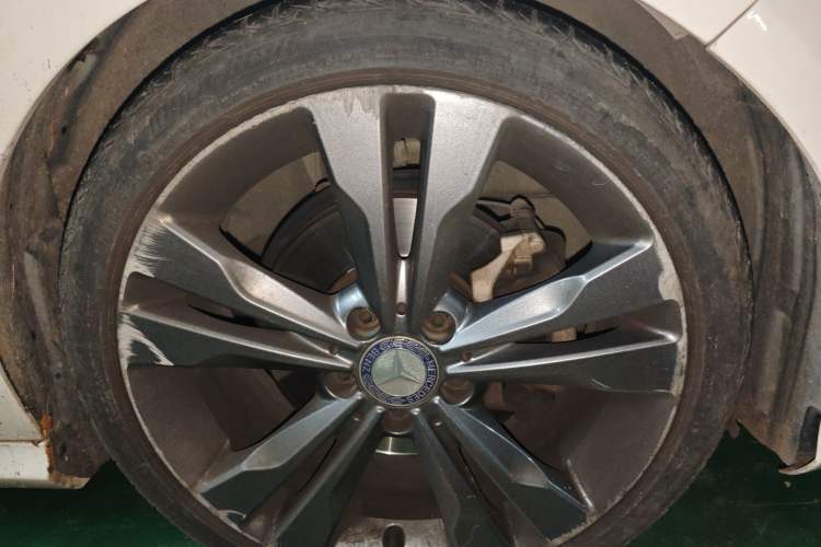 Used Mercedes-Benz CLA 2017 CLA 200 Sport Edition Right Front Wheel Hub