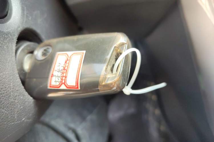 Used Volkswagen T-ROC 2019 230TSI DSG Two-Wheel-Drive Advanced Version China VI Standard
