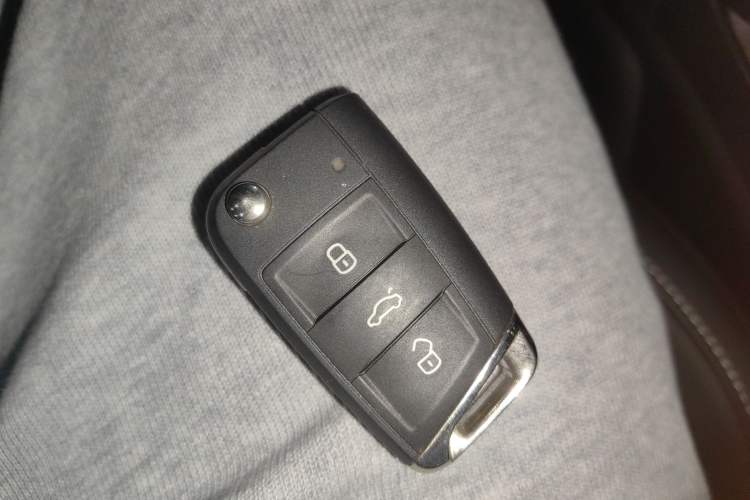 Used Volkswagen Teramont 2020 330TSI Two-Wheel-Drive Luxury Edition China VI Standard
