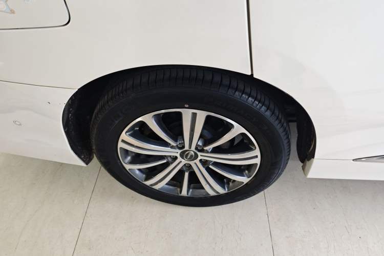 Used GAC Trumpchi M8 2020 Flagship 390T Navigation Model Right Rear Wheel Hub