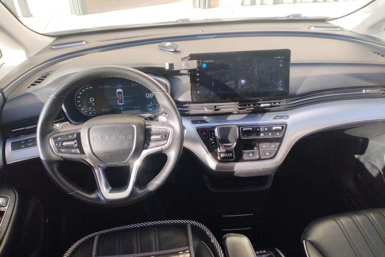 Used Roewe iMAX8 2021 400TGI Supreme Series Lu Zun Edition