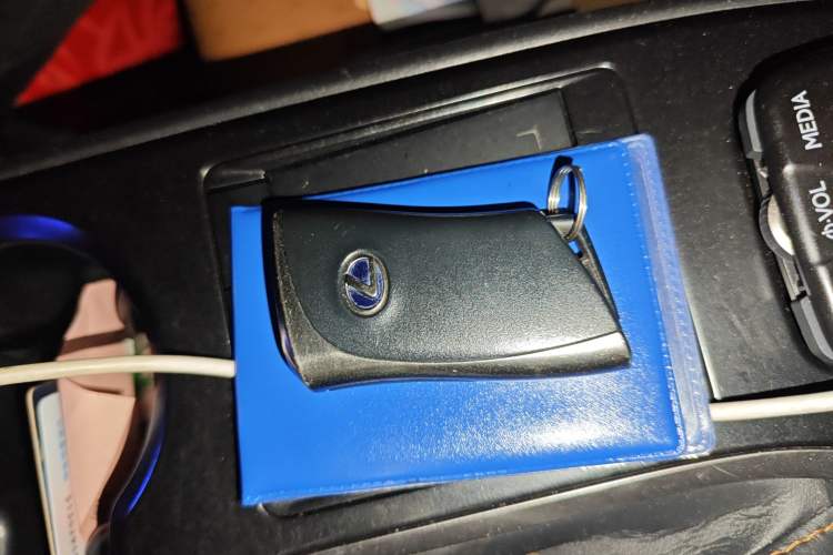 Used Lexus UX 2020 260h Explore-Cool Edition