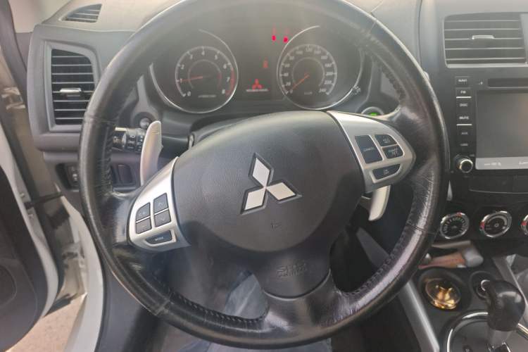Used Mitsubishi ASX 2012 2.0 LUXURY Two-Wheel Drive with Navigation Instrument Cluster