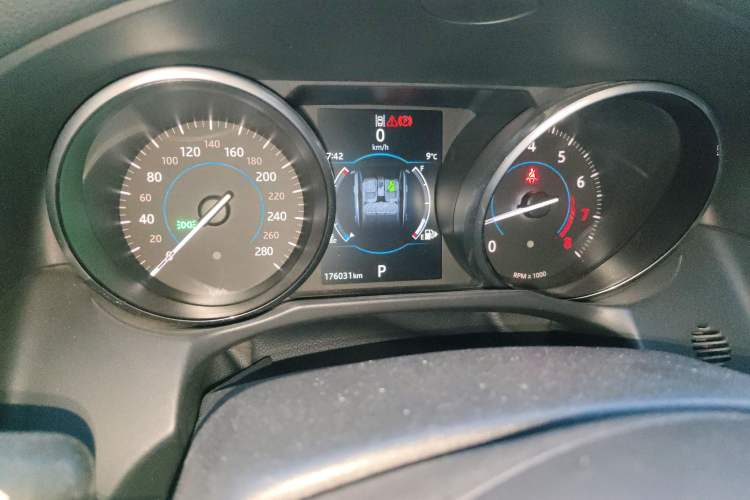 Used Jaguar XFL 2017 XFL 2.0T 240PS Luxury Edition Instrument Cluster