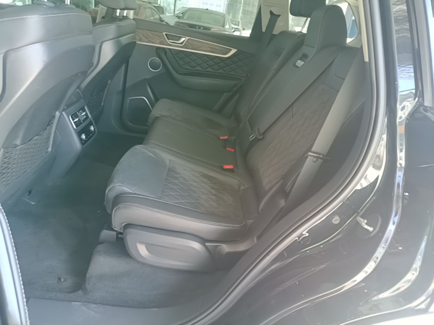 Hongqi HS7 2022 3.0T Automatic All-Wheel Drive ZhiLian Flagship Edition Five Seats — снимка 20