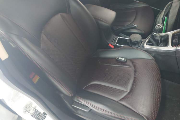 Used Baojun 560 2015 1.8L manual luxury version