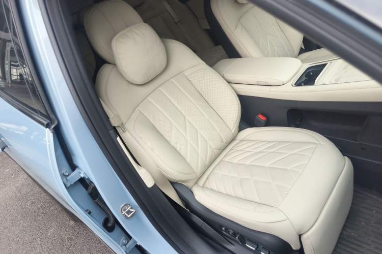 Used Nio ES6 2025 75 kWh
