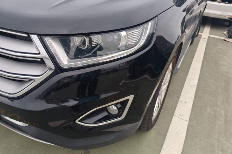 Used Ford Edge 2018 EcoBoost 245 Four-Wheel Drive Titanium 7-Seater
