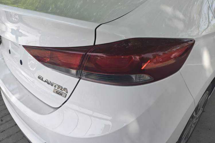 Used Hyundai Elantra (6th Generation / Lingdong) 2016 1.6L Automatic ZhiXuan – Elite Version
