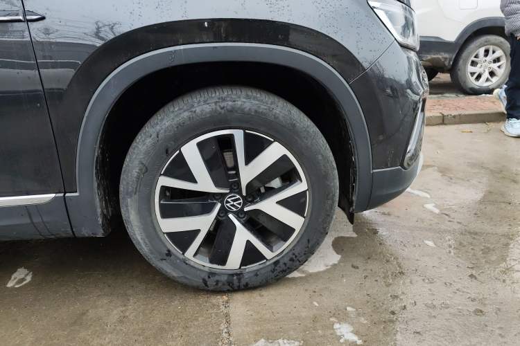 Used Volkswagen Tayron 2023 330TSI Two-Wheel-Drive Luxury Plus Advanced Version