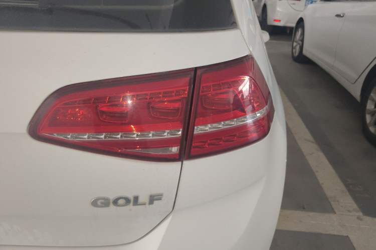 Used Volkswagen Golf 2015 1.6L Automatic Comfort Model
